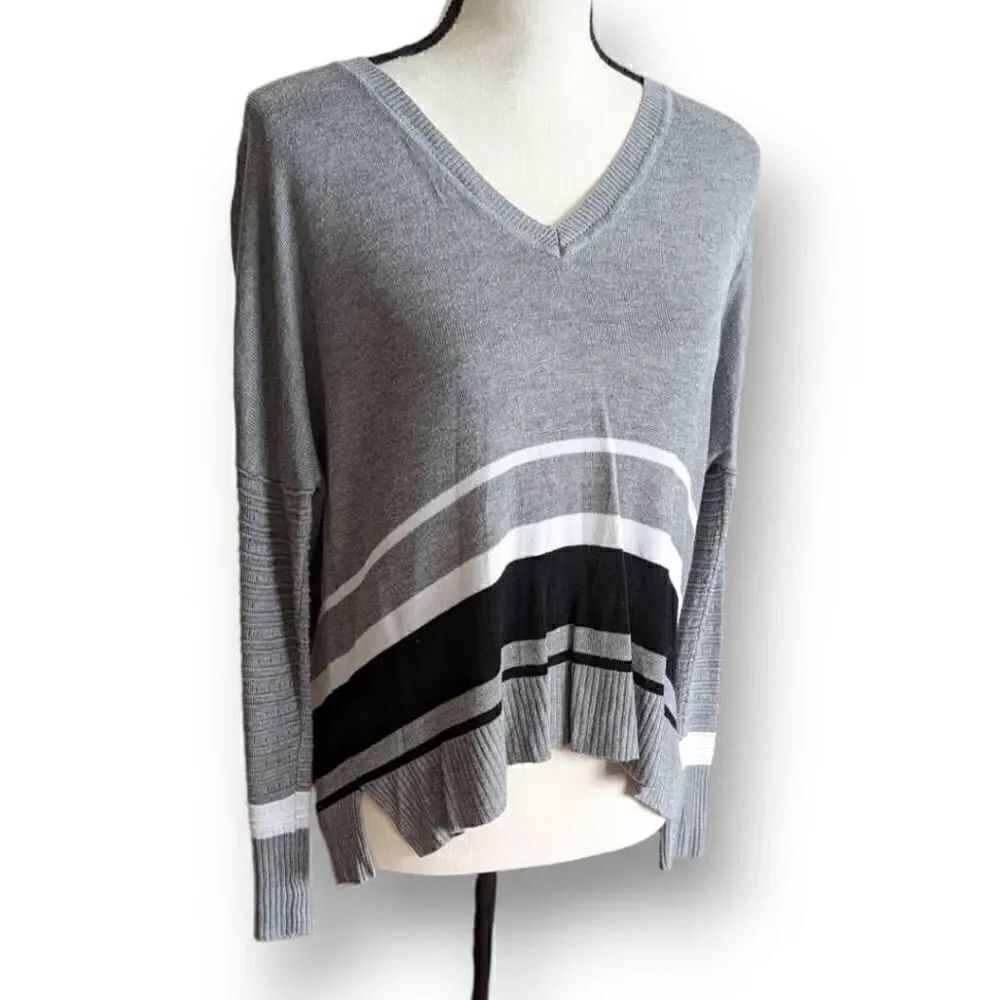 John + Jenn Womens Sweater High Low Long Sleeve V Neckline Stripes Gray XS